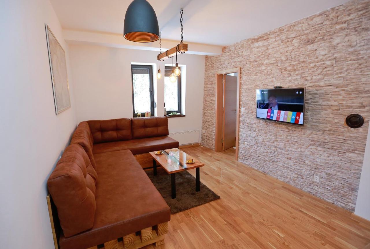 Wood Apartmani - Vila Zimska Idila Jahorina Esterno foto
